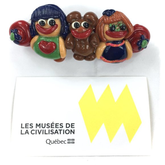 MUSEUM OF CIVILISATION - made in France - Nice Handcrafted Hair Clip 3½" - Picture 2 of 4